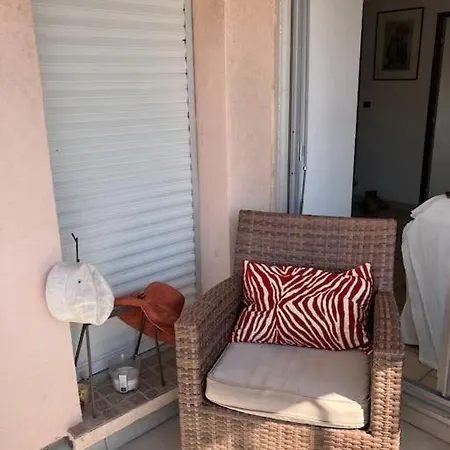Richelieu 4, Piscine, Parking, Port & Resto A Pied